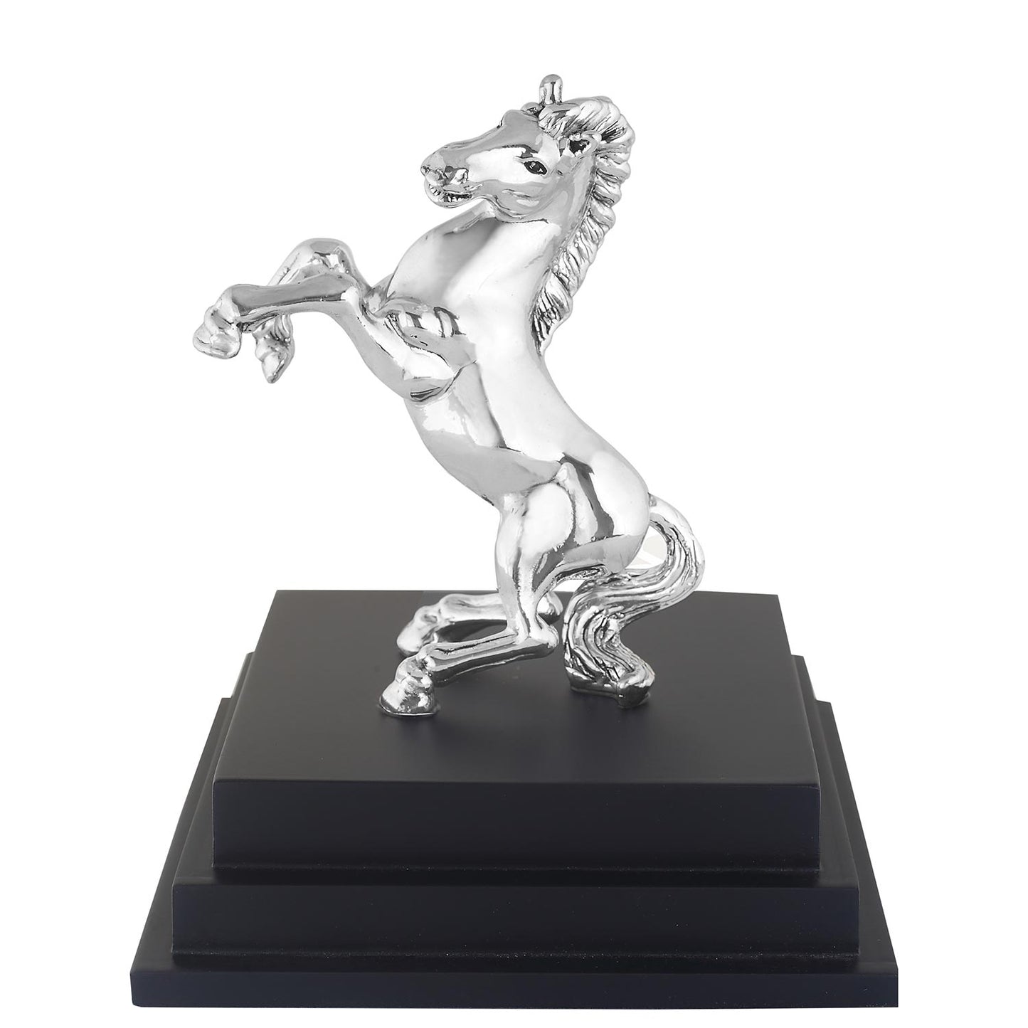 silver-statue-of-horse