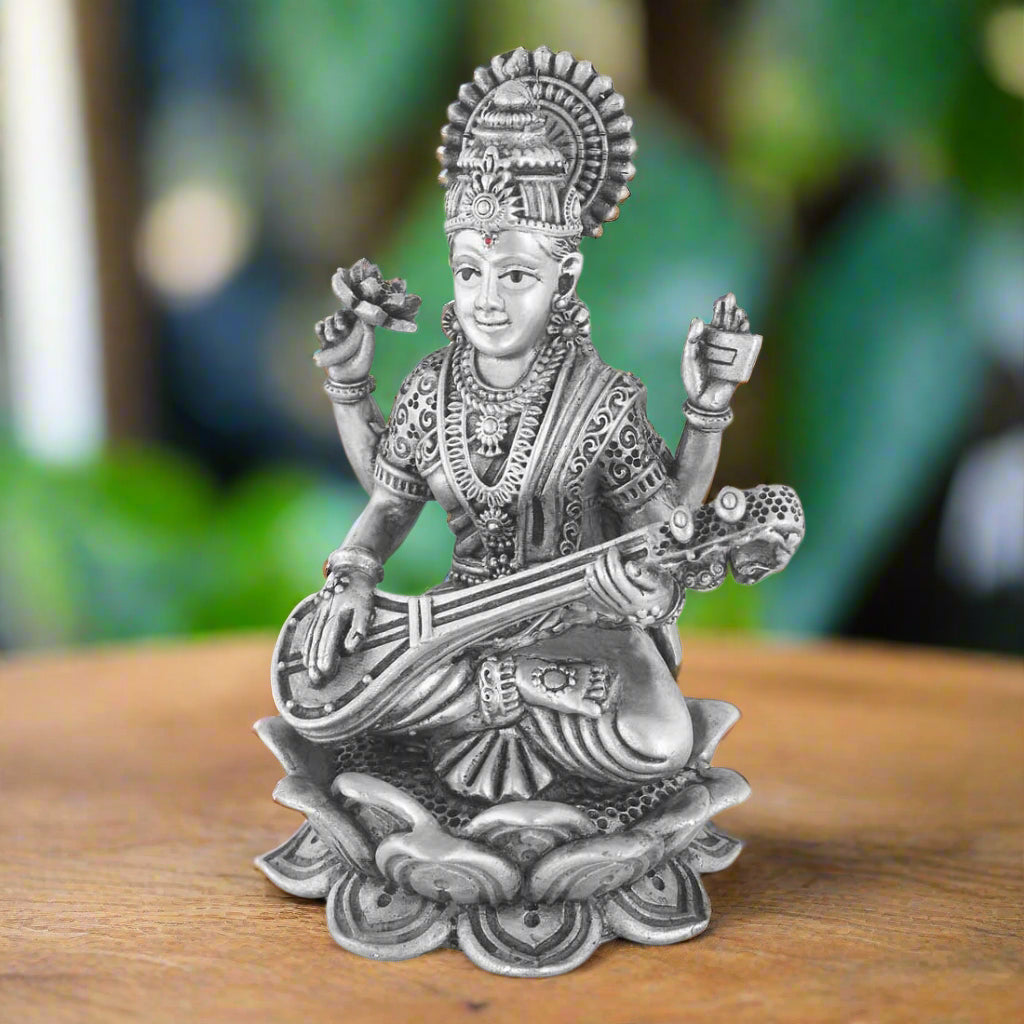 silver_saraswati_idol_side