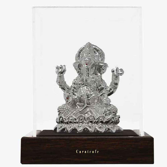 Ganesh idol for temple