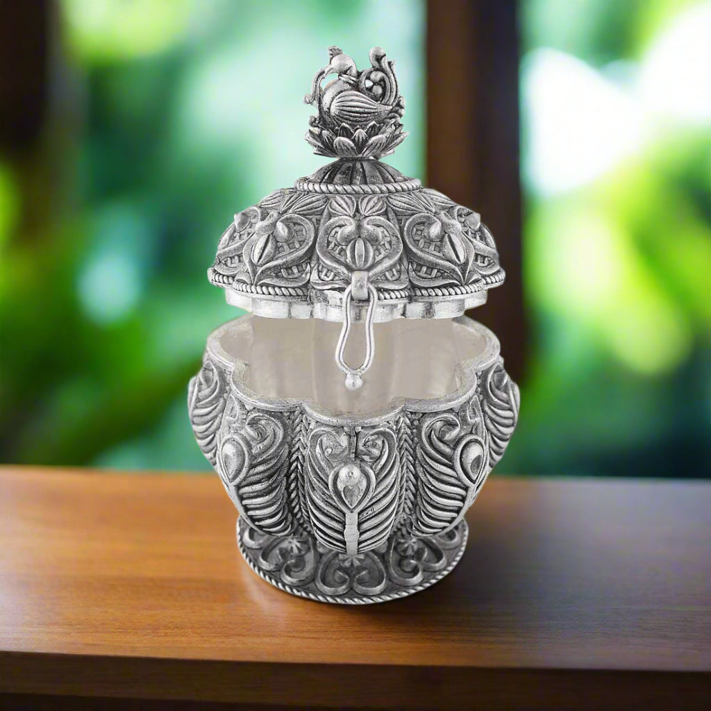 round-kumkum-dabbi_open