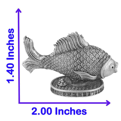 Silver fish figurine with dimensions labeled on a white background
