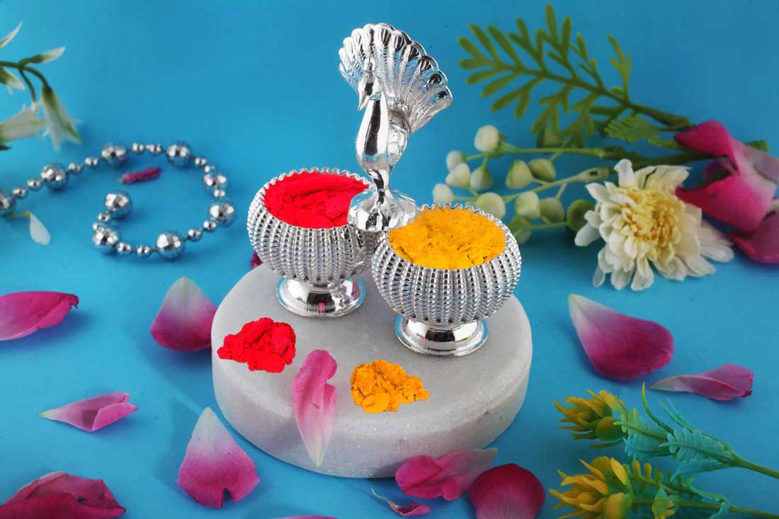 silver_frost_kumkum_dabbi_color