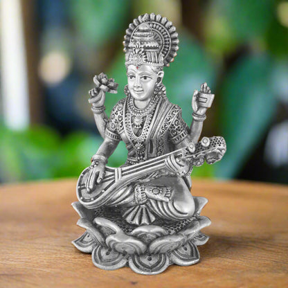 silver_saraswati_idol_side