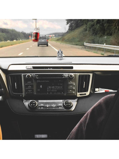 ganpati car dashboard view